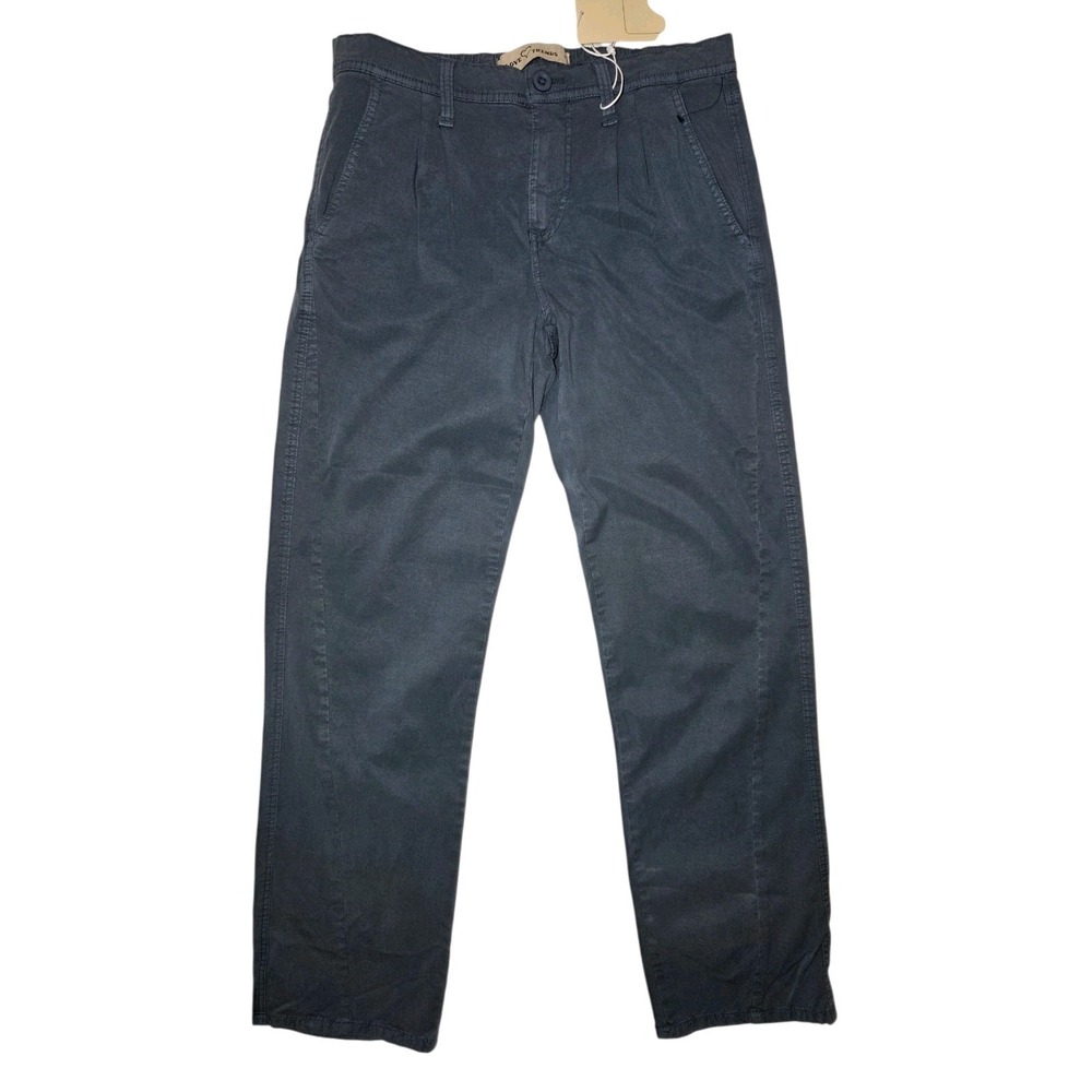 Love Trends Gray Pleated Gray Stretchy Straight Leg Mid Rise Chino Pants 9‎ NWT